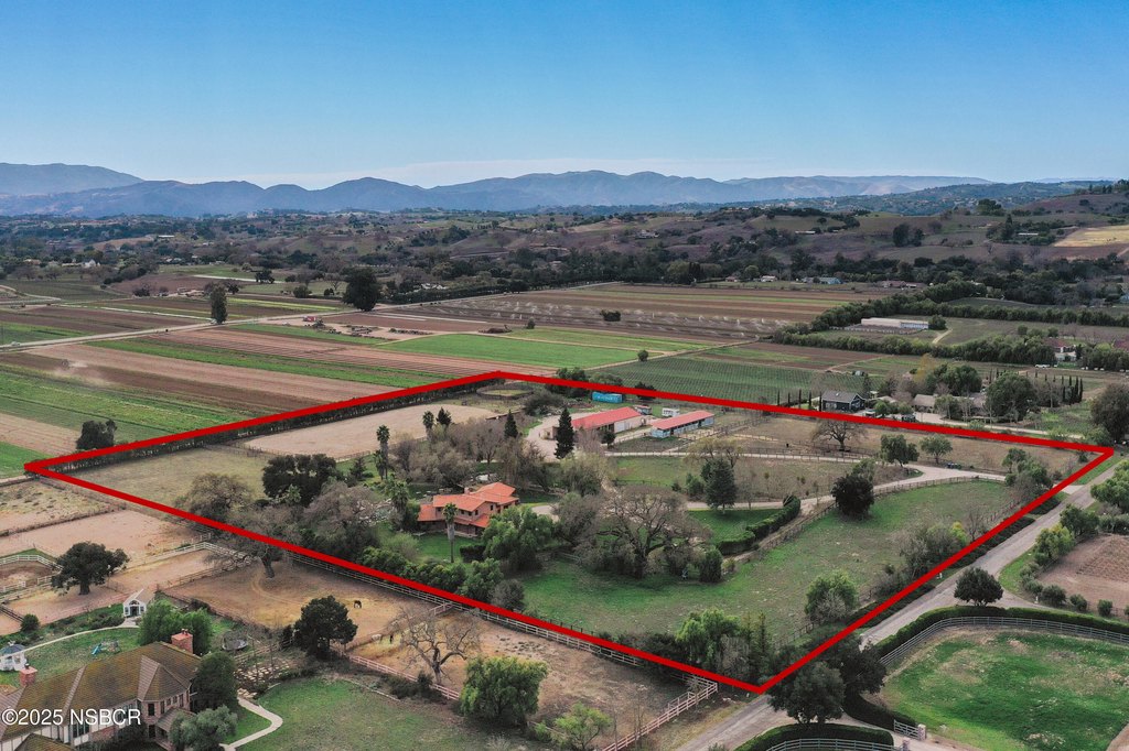 Los Olivos, California, 93441, United States, 5 Bedrooms Bedrooms, ,4 BathroomsBathrooms,Residential,Forsale,1883949