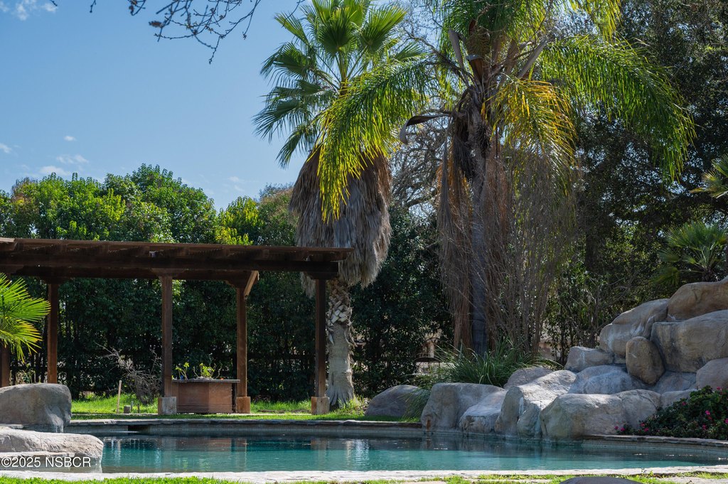 Los Olivos, California, 93441, United States, 5 Bedrooms Bedrooms, ,4 BathroomsBathrooms,Residential,Forsale,1883949