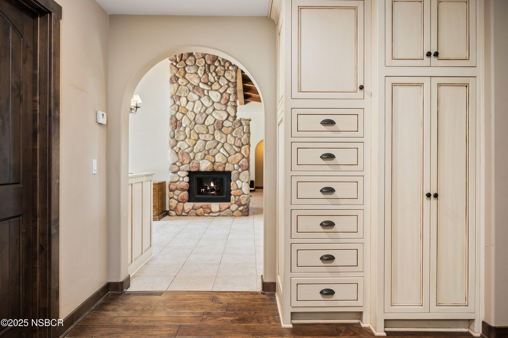 Los Olivos, California, 93441, United States, 5 Bedrooms Bedrooms, ,4 BathroomsBathrooms,Residential,Forsale,1883949