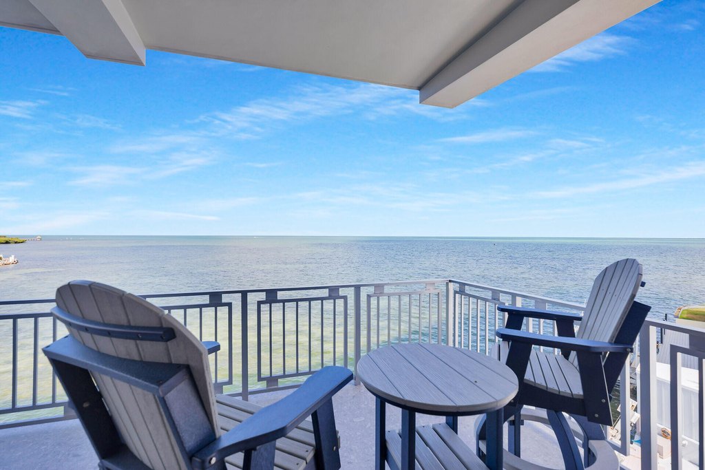 Key Largo, Florida, 33070, United States, 6 Bedrooms Bedrooms, ,5 BathroomsBathrooms,Residential,Forsale,1944356