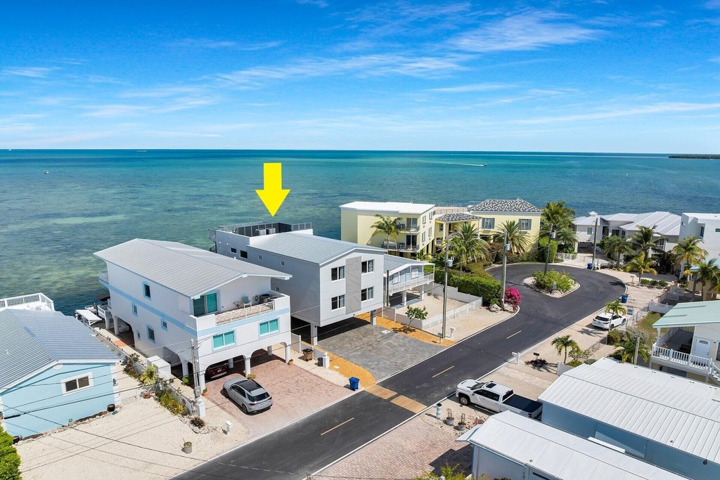 Key Largo, Florida, 33070, United States, 6 Bedrooms Bedrooms, ,5 BathroomsBathrooms,Residential,Forsale,1944356