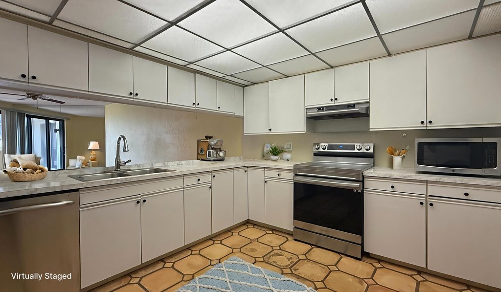 Key West, Florida, 33040, United States, 2 Bedrooms Bedrooms, ,2 BathroomsBathrooms,Residential,Forsale,1944407
