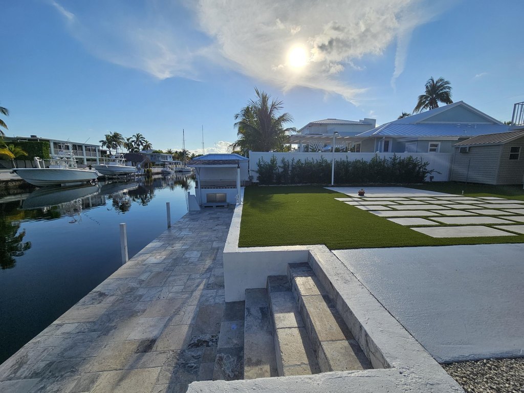 Key Largo, Florida, 33037, United States, 5 Bedrooms Bedrooms, ,3 BathroomsBathrooms,Residential,Forsale,1944355