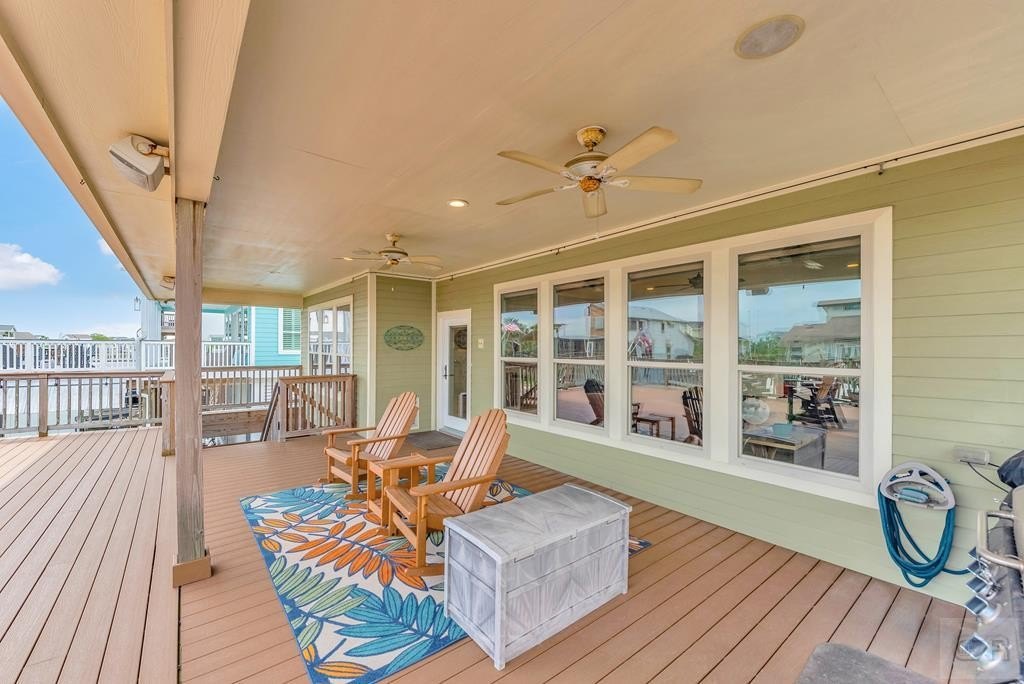 Tiki Island, Texas, 77554, United States, 5 Bedrooms Bedrooms, ,3.5 BathroomsBathrooms,Residential,Forsale,1972216