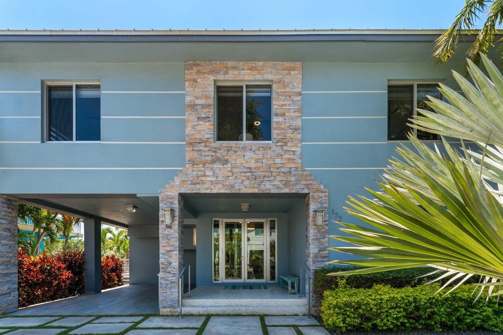 Lower Matecumbe, Florida, 33036, United States, 5 Bedrooms Bedrooms, ,5.5 BathroomsBathrooms,Residential,Forsale,1944374