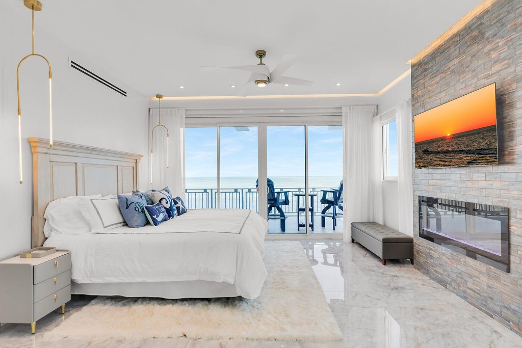 Key Largo, Florida, 33070, United States, 6 Bedrooms Bedrooms, ,5 BathroomsBathrooms,Residential,Forsale,1944356