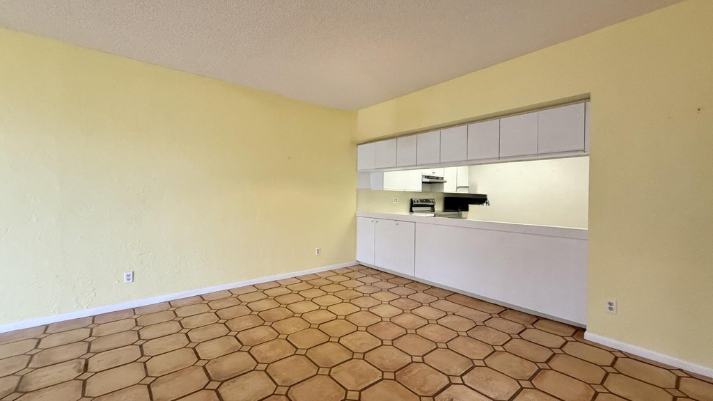 Key West, Florida, 33040, United States, 2 Bedrooms Bedrooms, ,2 BathroomsBathrooms,Residential,Forsale,1944407