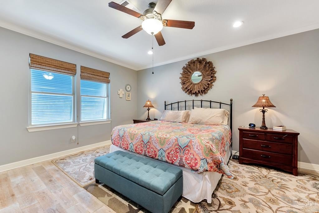 Tiki Island, Texas, 77554, United States, 5 Bedrooms Bedrooms, ,3.5 BathroomsBathrooms,Residential,Forsale,1972216