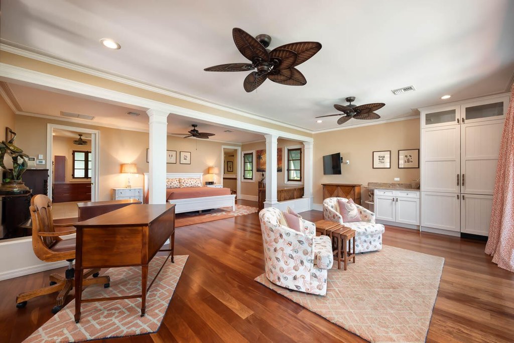 Key Colony, Florida, 33051, United States, 4 Bedrooms Bedrooms, ,4.5 BathroomsBathrooms,Residential,Forsale,2004355