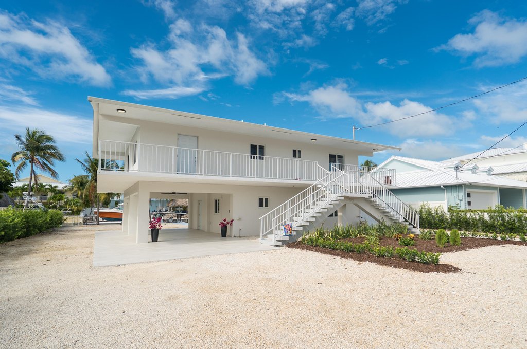 Key Largo, Florida, 33037, United States, 5 Bedrooms Bedrooms, ,3 BathroomsBathrooms,Residential,Forsale,1944355