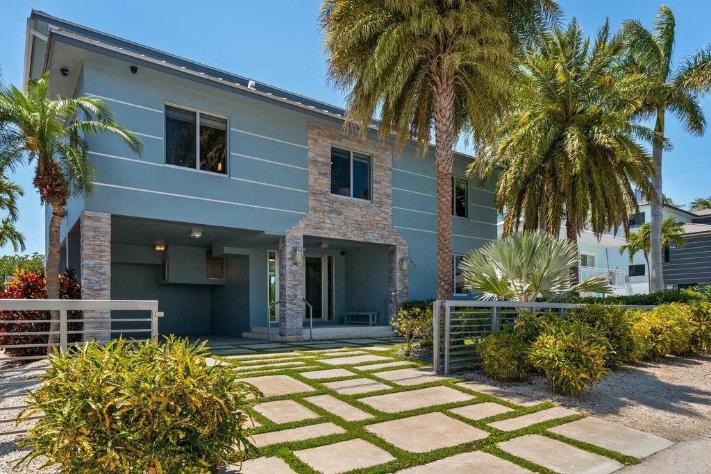 Lower Matecumbe, Florida, 33036, United States, 5 Bedrooms Bedrooms, ,5.5 BathroomsBathrooms,Residential,Forsale,1944374
