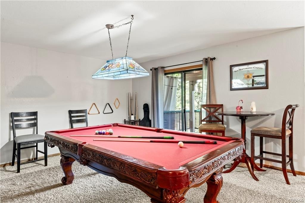 Lake Arrowhead, California, 92352, United States, 3 Bedrooms Bedrooms, ,3 BathroomsBathrooms,Residential,Forsale,1953303