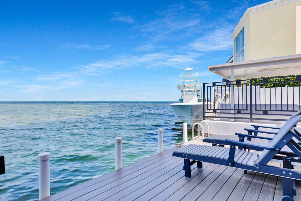 Key Largo, Florida, 33070, United States, 6 Bedrooms Bedrooms, ,5 BathroomsBathrooms,Residential,Forsale,1944356
