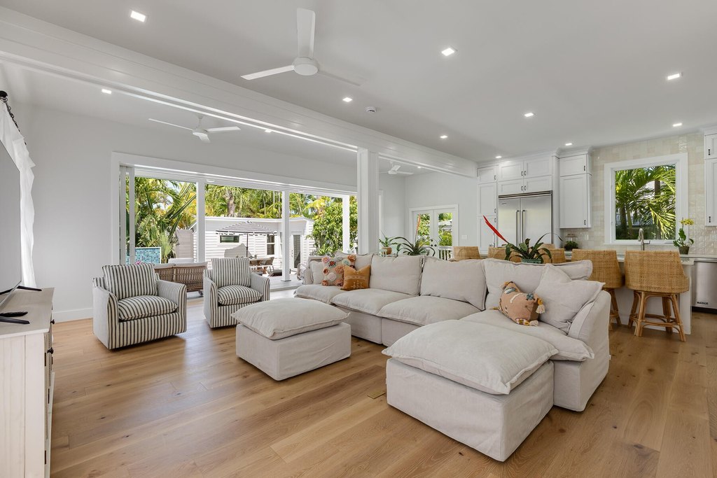 Key West, Florida, 33040, United States, 5 Bedrooms Bedrooms, ,4 BathroomsBathrooms,Residential,Forsale,1944401