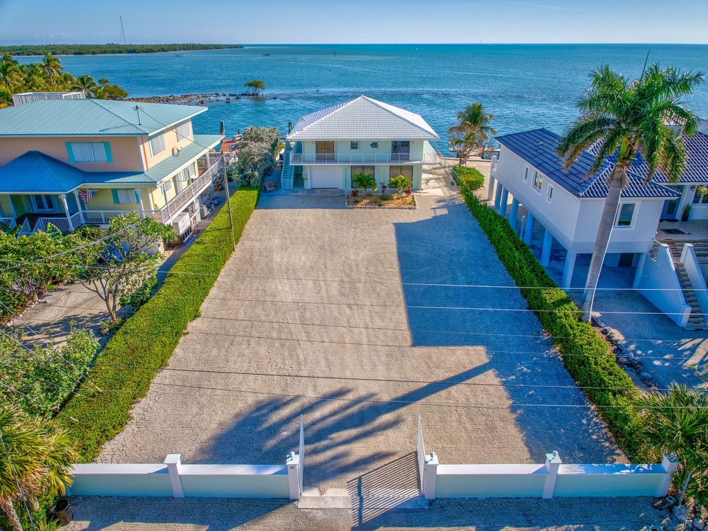 Marathon, Florida, 33050, United States, 2 Bedrooms Bedrooms, ,2 BathroomsBathrooms,Residential,Forsale,1944362