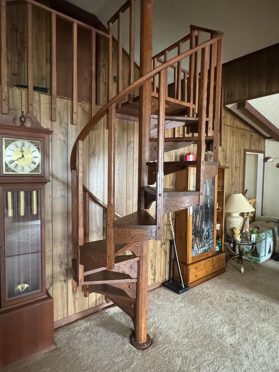 Newport, Tennessee, 37821, United States, 7 Bedrooms Bedrooms, ,5 BathroomsBathrooms,Residential,Forsale,1919021