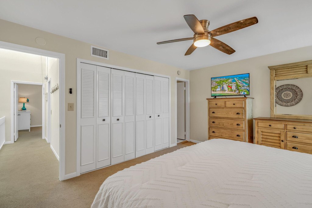 Key Colony, Florida, 33051, United States, 2 Bedrooms Bedrooms, ,2.5 BathroomsBathrooms,Residential,Forsale,1944365