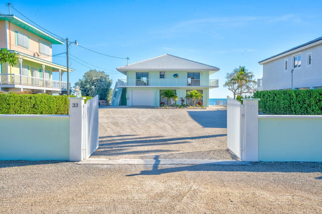 Marathon, Florida, 33050, United States, 2 Bedrooms Bedrooms, ,2 BathroomsBathrooms,Residential,Forsale,1944362