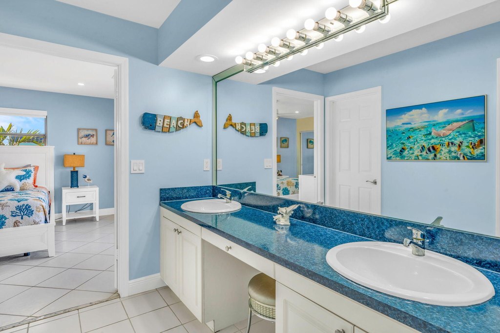 Marathon, Florida, 33050, United States, 2 Bedrooms Bedrooms, ,2 BathroomsBathrooms,Residential,Forsale,1944362