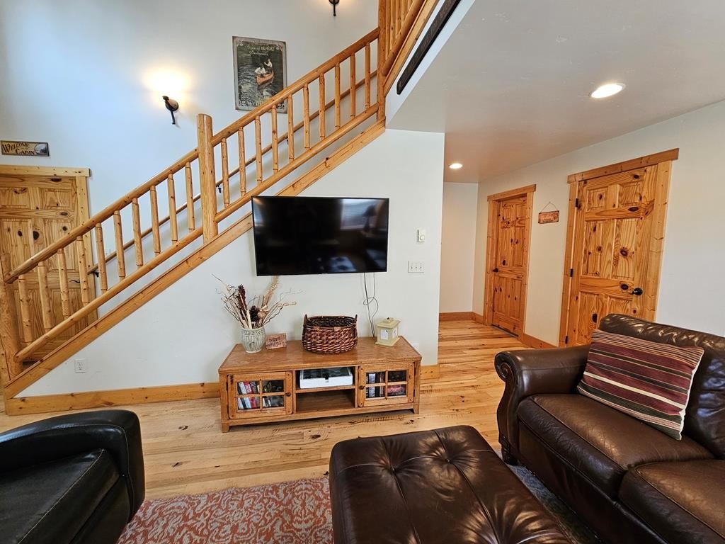 McCall, Idaho, 83638, United States, 3 Bedrooms Bedrooms, ,2 BathroomsBathrooms,Residential,Forsale,1889424