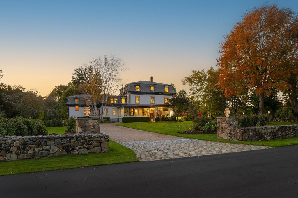 Rye, New Hampshire, 03871, United States, 8 Bedrooms Bedrooms, ,4.5 BathroomsBathrooms,Residential,Forsale,1934005