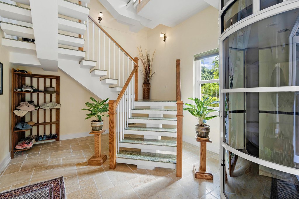 Upper Matecumbe Key Islamorada, Florida, 33036, United States, 3 Bedrooms Bedrooms, ,2.5 BathroomsBathrooms,Residential,Forsale,1944352