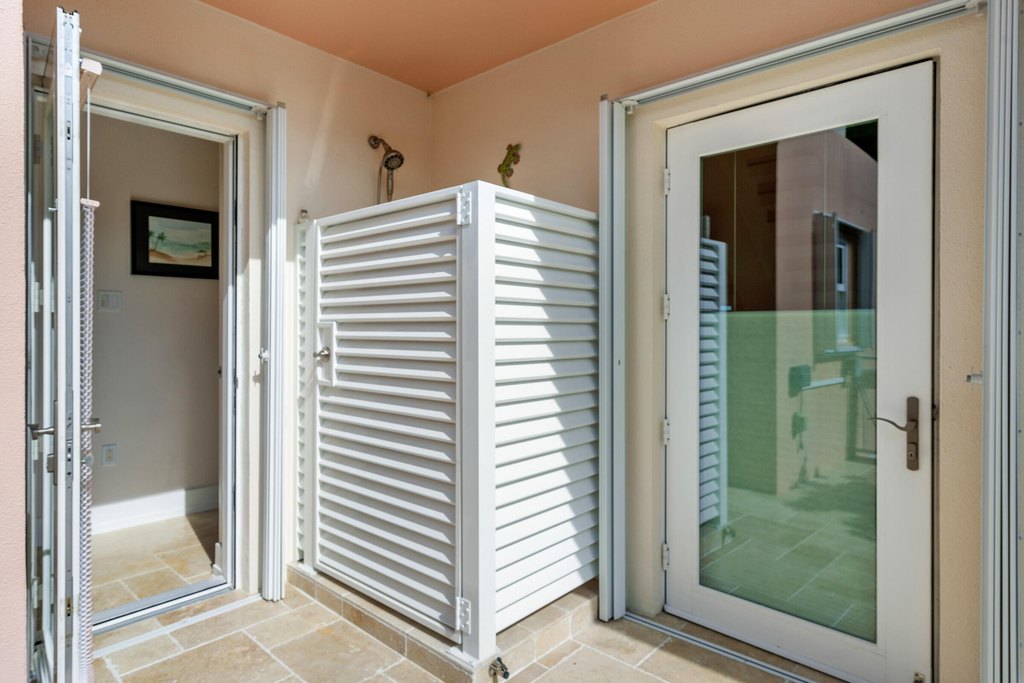 Upper Matecumbe Key Islamorada, Florida, 33036, United States, 3 Bedrooms Bedrooms, ,2.5 BathroomsBathrooms,Residential,Forsale,1944352