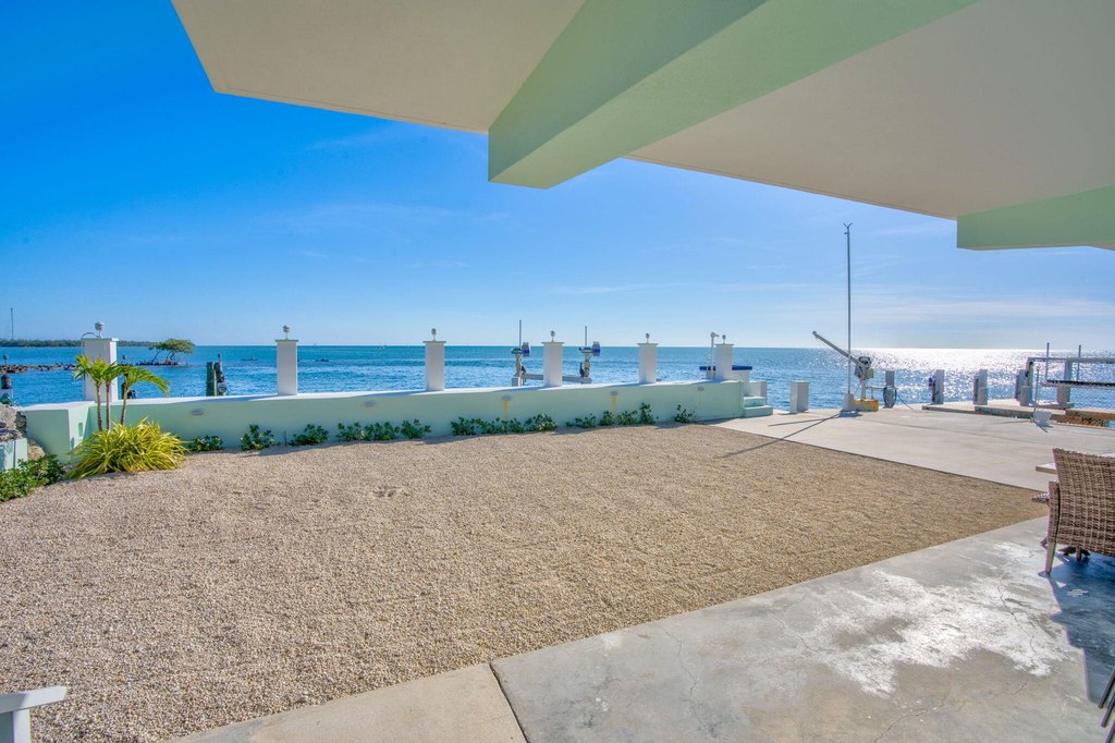Marathon, Florida, 33050, United States, 2 Bedrooms Bedrooms, ,2 BathroomsBathrooms,Residential,Forsale,1944362