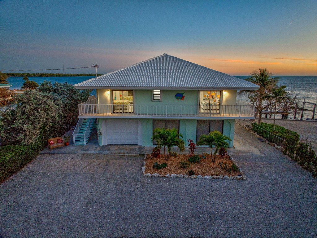 Marathon, Florida, 33050, United States, 2 Bedrooms Bedrooms, ,2 BathroomsBathrooms,Residential,Forsale,1944362