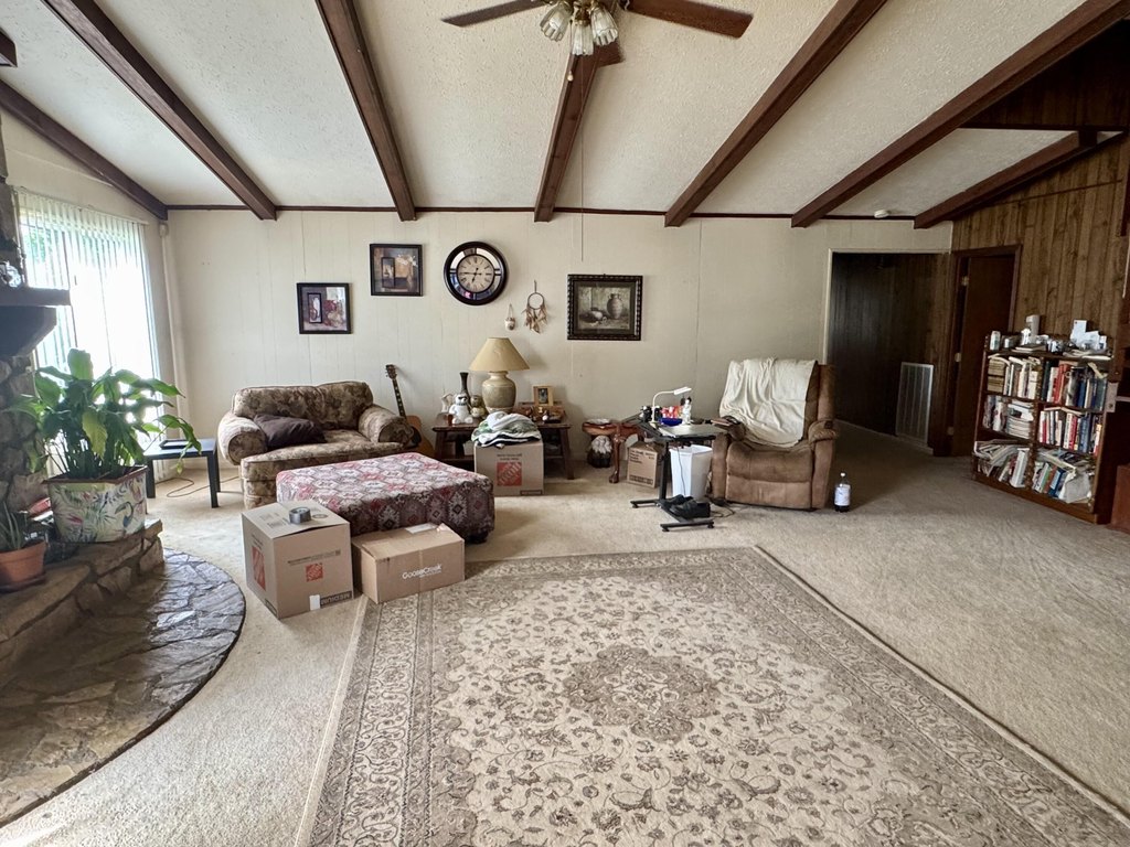 Newport, Tennessee, 37821, United States, 7 Bedrooms Bedrooms, ,5 BathroomsBathrooms,Residential,Forsale,1919021
