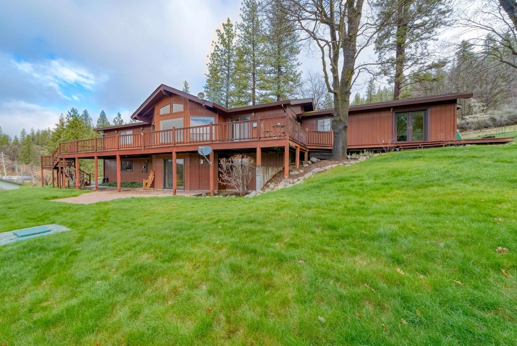 Quincy, California, 95971, United States, 4 Bedrooms Bedrooms, ,4 BathroomsBathrooms,Residential,Forsale,1910304