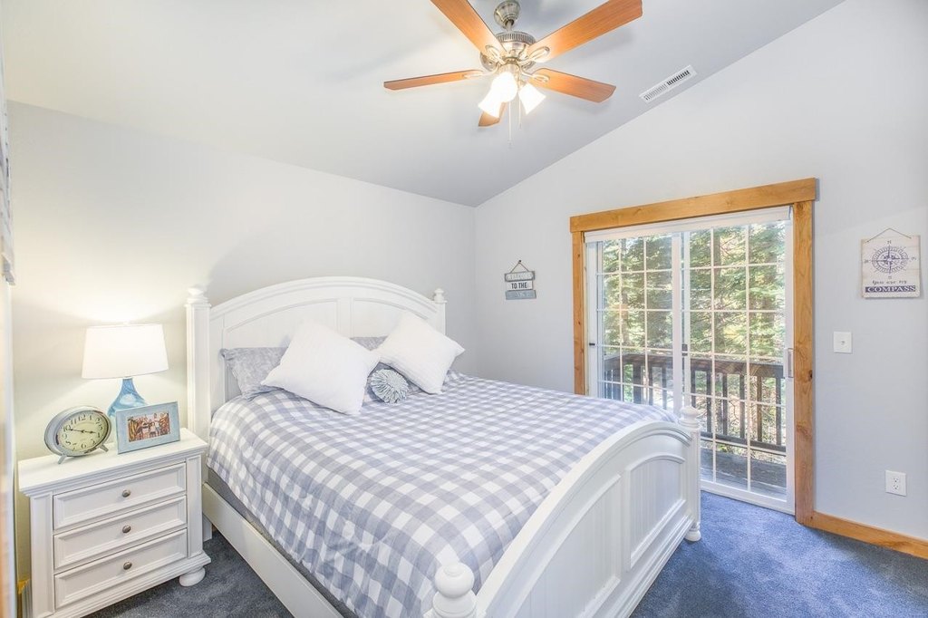 Lake Almanor, California, 96137, United States, 3 Bedrooms Bedrooms, ,2 BathroomsBathrooms,Residential,Forsale,1993793