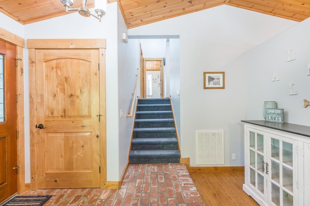 Lake Almanor, California, 96137, United States, 3 Bedrooms Bedrooms, ,2 BathroomsBathrooms,Residential,Forsale,1993793