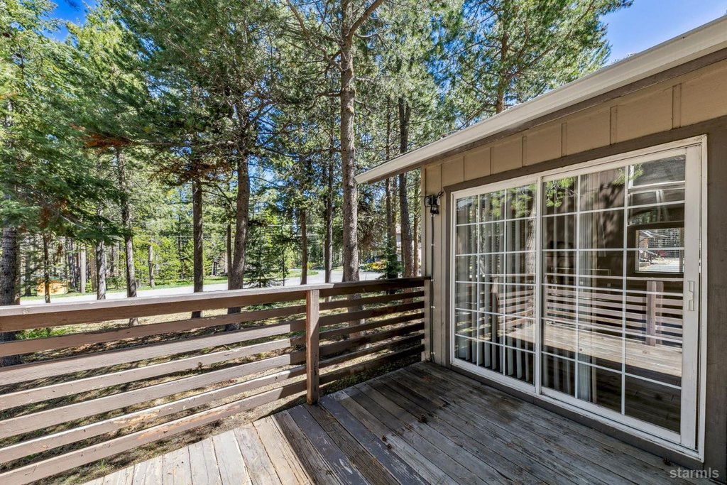 South Lake Tahoe, California, 96150, United States, 2 Bedrooms Bedrooms, ,1 BathroomBathrooms,Residential,Forsale,1929220
