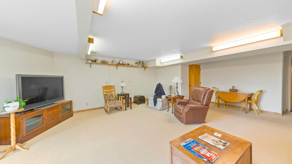 Quincy, California, 95971, United States, 4 Bedrooms Bedrooms, ,4 BathroomsBathrooms,Residential,Forsale,1910304