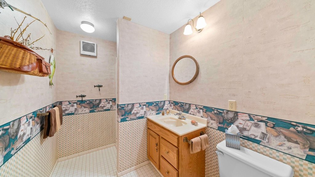 Quincy, California, 95971, United States, 4 Bedrooms Bedrooms, ,4 BathroomsBathrooms,Residential,Forsale,1910304