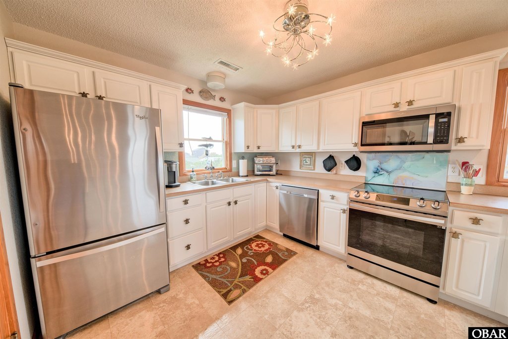 Hatteras, North Carolina, 27943, United States, 3 Bedrooms Bedrooms, ,3 BathroomsBathrooms,Residential,Forsale,1892304