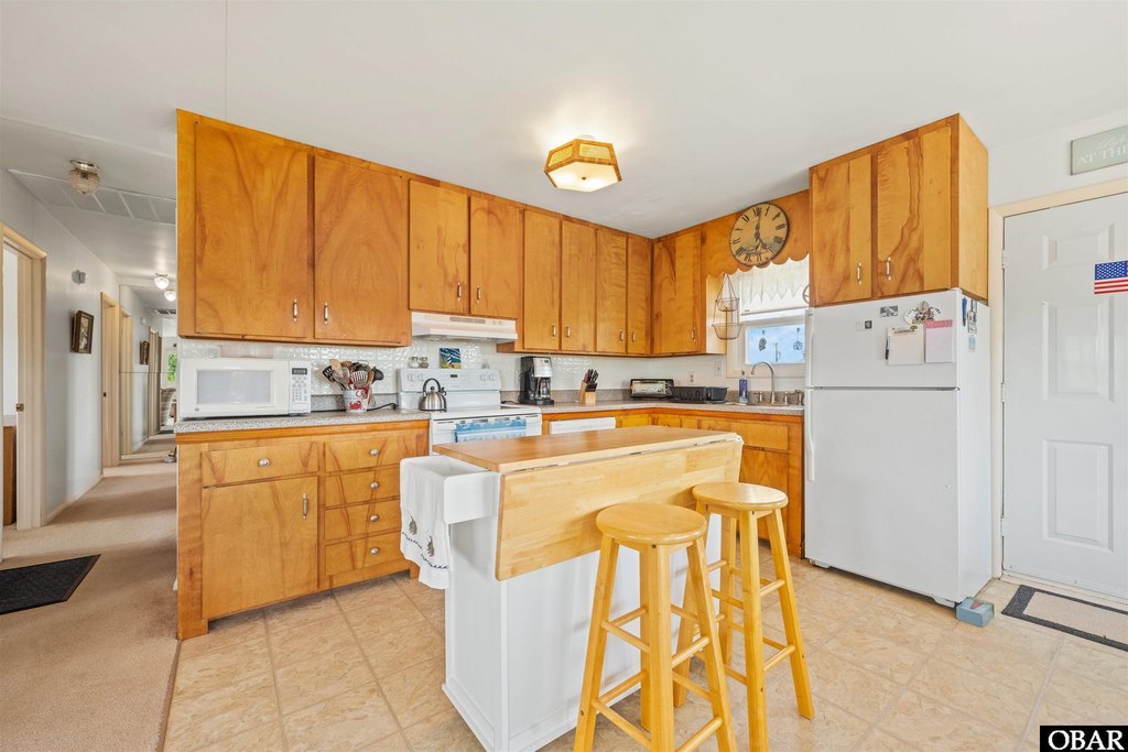 Corolla, North Carolina, 27927, United States, 3 Bedrooms Bedrooms, ,2 BathroomsBathrooms,Residential,Forsale,1914399