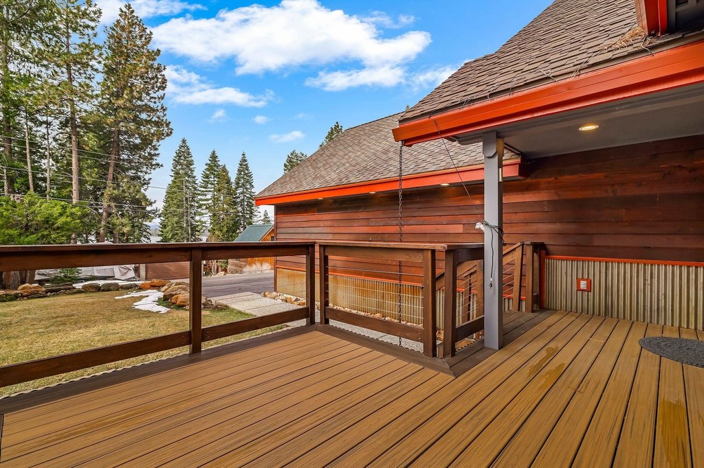 Lake Almanor, California, 96137, United States, 3 Bedrooms Bedrooms, ,3 BathroomsBathrooms,Residential,Forsale,1936791
