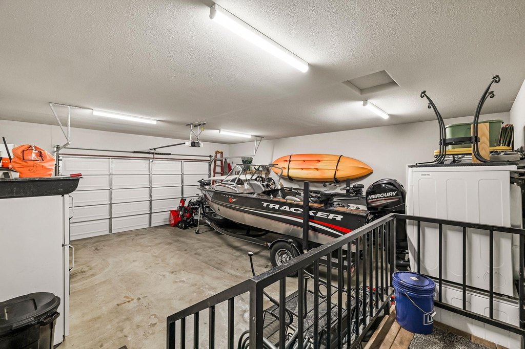 Lake Almanor, California, 96137, United States, 3 Bedrooms Bedrooms, ,3 BathroomsBathrooms,Residential,Forsale,1936791