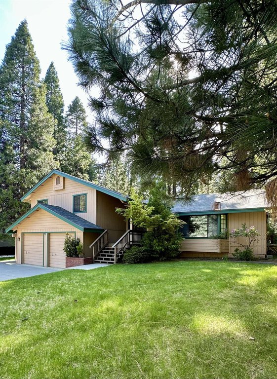 Lake Almanor, California, 96137, United States, 4 Bedrooms Bedrooms, ,3 BathroomsBathrooms,Residential,Forsale,1936725