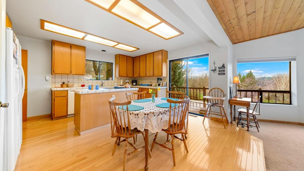 Quincy, California, 95971, United States, 4 Bedrooms Bedrooms, ,4 BathroomsBathrooms,Residential,Forsale,1910304