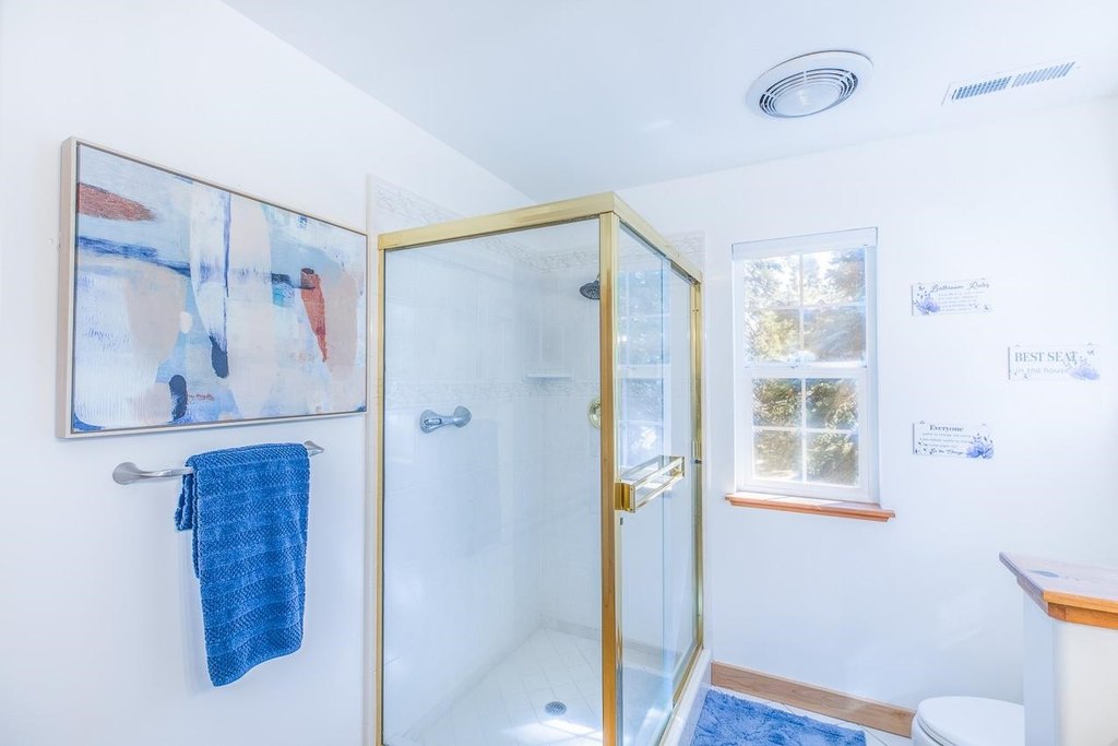 Lake Almanor, California, 96137, United States, 3 Bedrooms Bedrooms, ,2 BathroomsBathrooms,Residential,Forsale,1993793