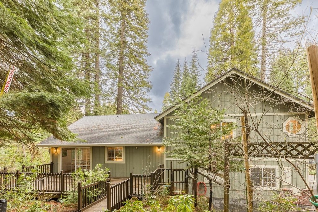 Lake Almanor, California, 96137, United States, 3 Bedrooms Bedrooms, ,2 BathroomsBathrooms,Residential,Forsale,1993793 Lake Almanor, California, 96137, United States, 3 Bedrooms Bedrooms, ,2 BathroomsBathrooms,Residential,Forsale,1993793