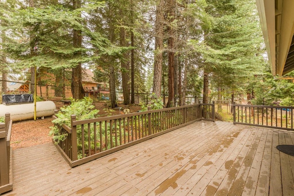 Lake Almanor, California, 96137, United States, 3 Bedrooms Bedrooms, ,2 BathroomsBathrooms,Residential,Forsale,1993793