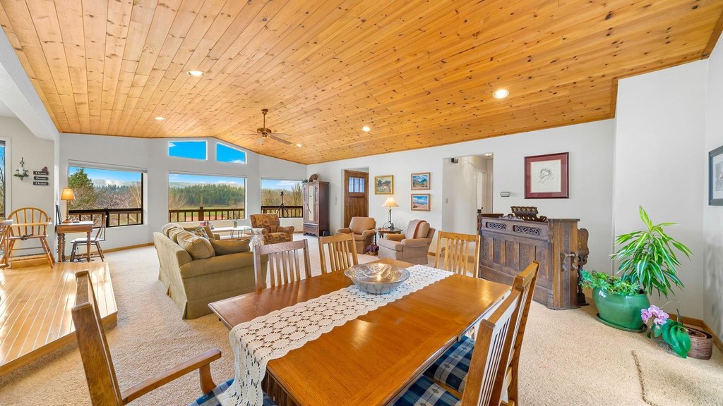 Quincy, California, 95971, United States, 4 Bedrooms Bedrooms, ,4 BathroomsBathrooms,Residential,Forsale,1910304