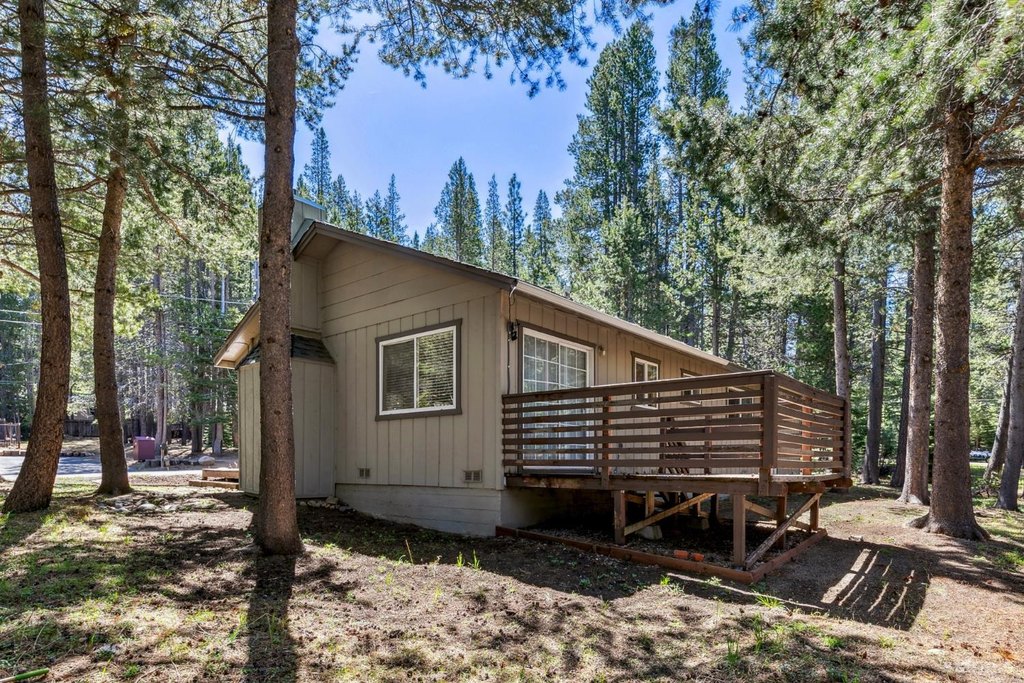 South Lake Tahoe, California, 96150, United States, 2 Bedrooms Bedrooms, ,1 BathroomBathrooms,Residential,Forsale,1929220