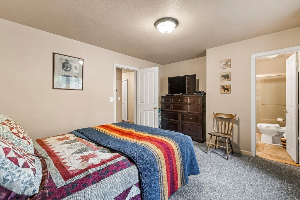 Lake Almanor, California, 96137, United States, 3 Bedrooms Bedrooms, ,3 BathroomsBathrooms,Residential,Forsale,1936791