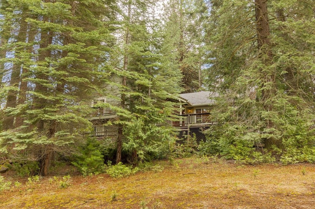 Lake Almanor, California, 96137, United States, 3 Bedrooms Bedrooms, ,2 BathroomsBathrooms,Residential,Forsale,1993793