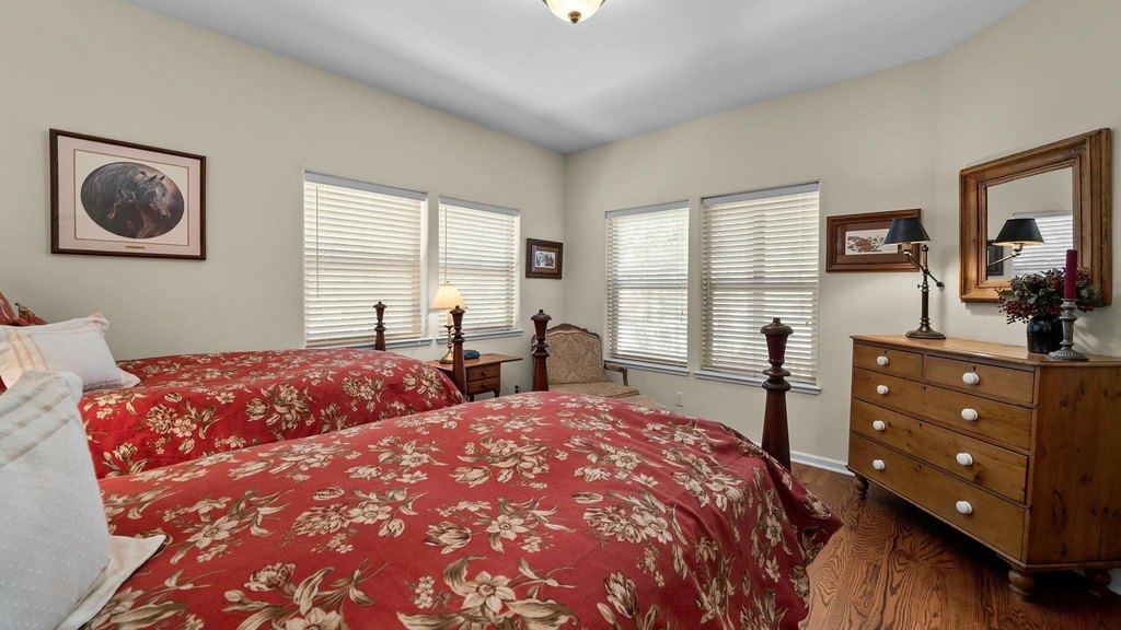 Clio, California, 96106, United States, 3 Bedrooms Bedrooms, ,3 BathroomsBathrooms,Residential,Forsale,1910305